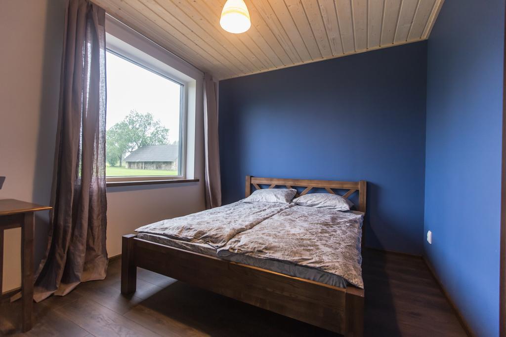 Holiday Home Uzbazes Valmiera Phòng bức ảnh